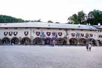 Königliches Schloss - Berchtesgaden - Der Kreuzgang. Das Schloss ist geprägt durch unterschiedliche Stilepochen. • © alpintreff.de - Christian Schön